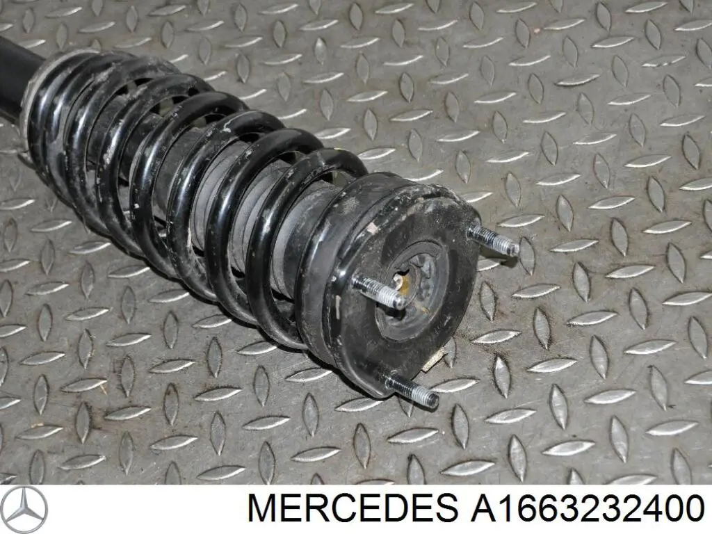 Амортизатор передний A1663232400 Mercedes