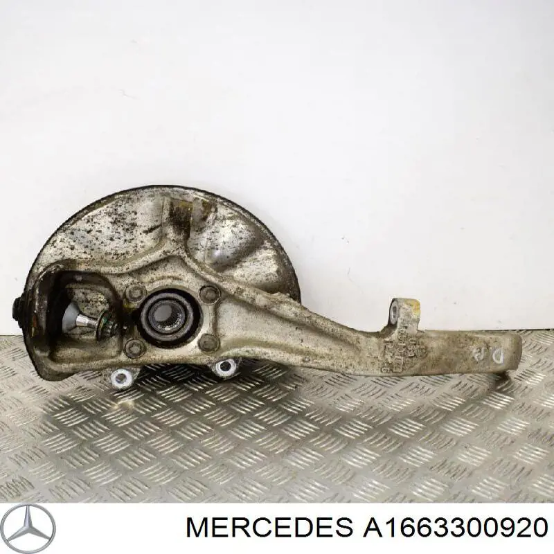 Pino moente (extremidade do eixo) dianteiro esquerdo para Mercedes ML/GLE (W166)