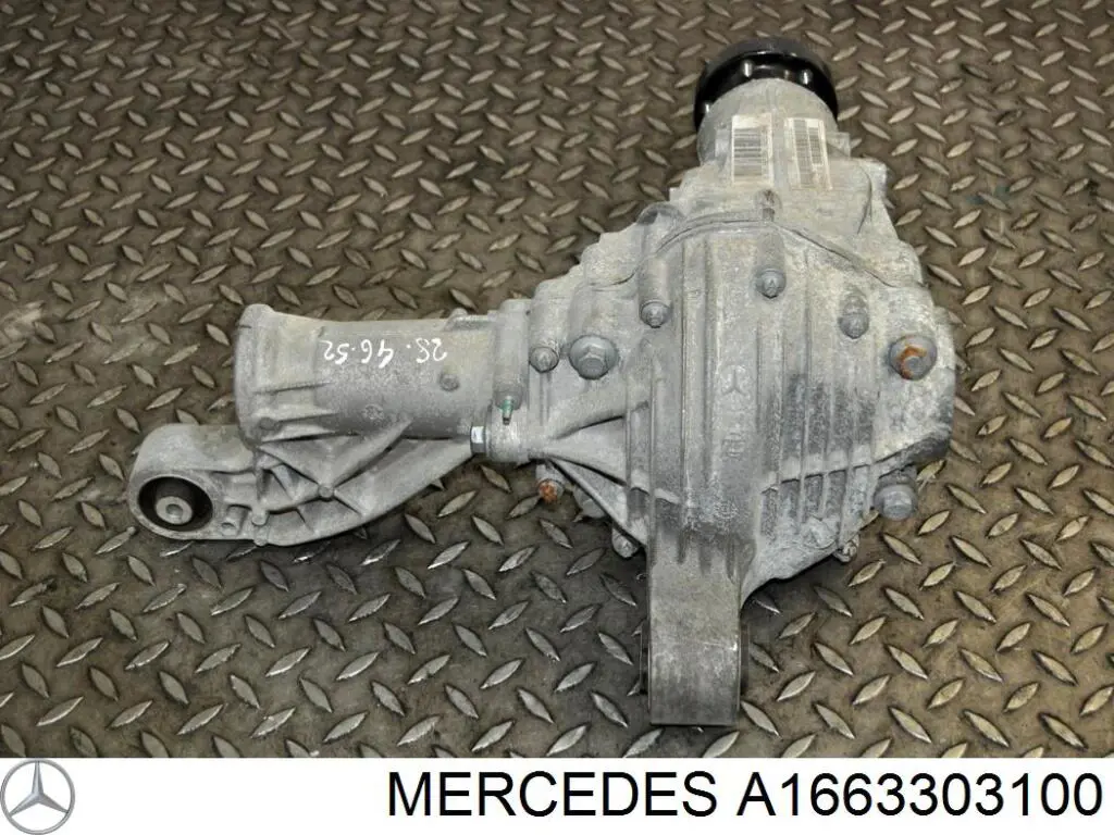 Купить A1663303100 Mercedes Передний редуктор