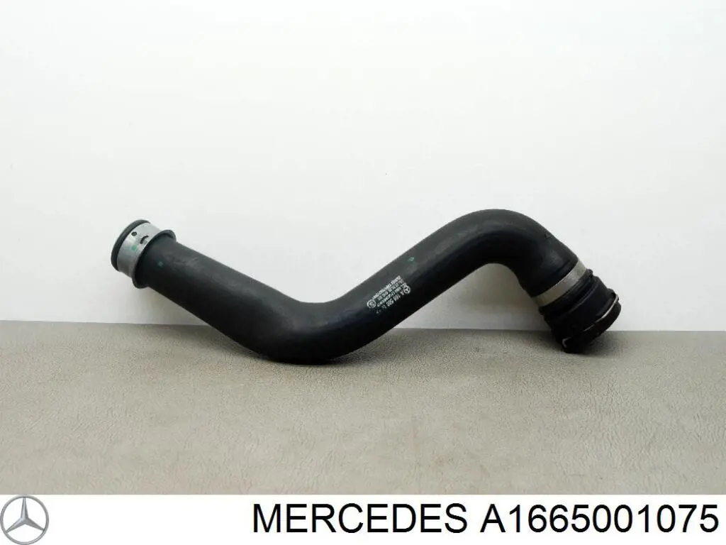 A1665001075 Mercedes шланг (патрубок радиатора охлаждения верхний)