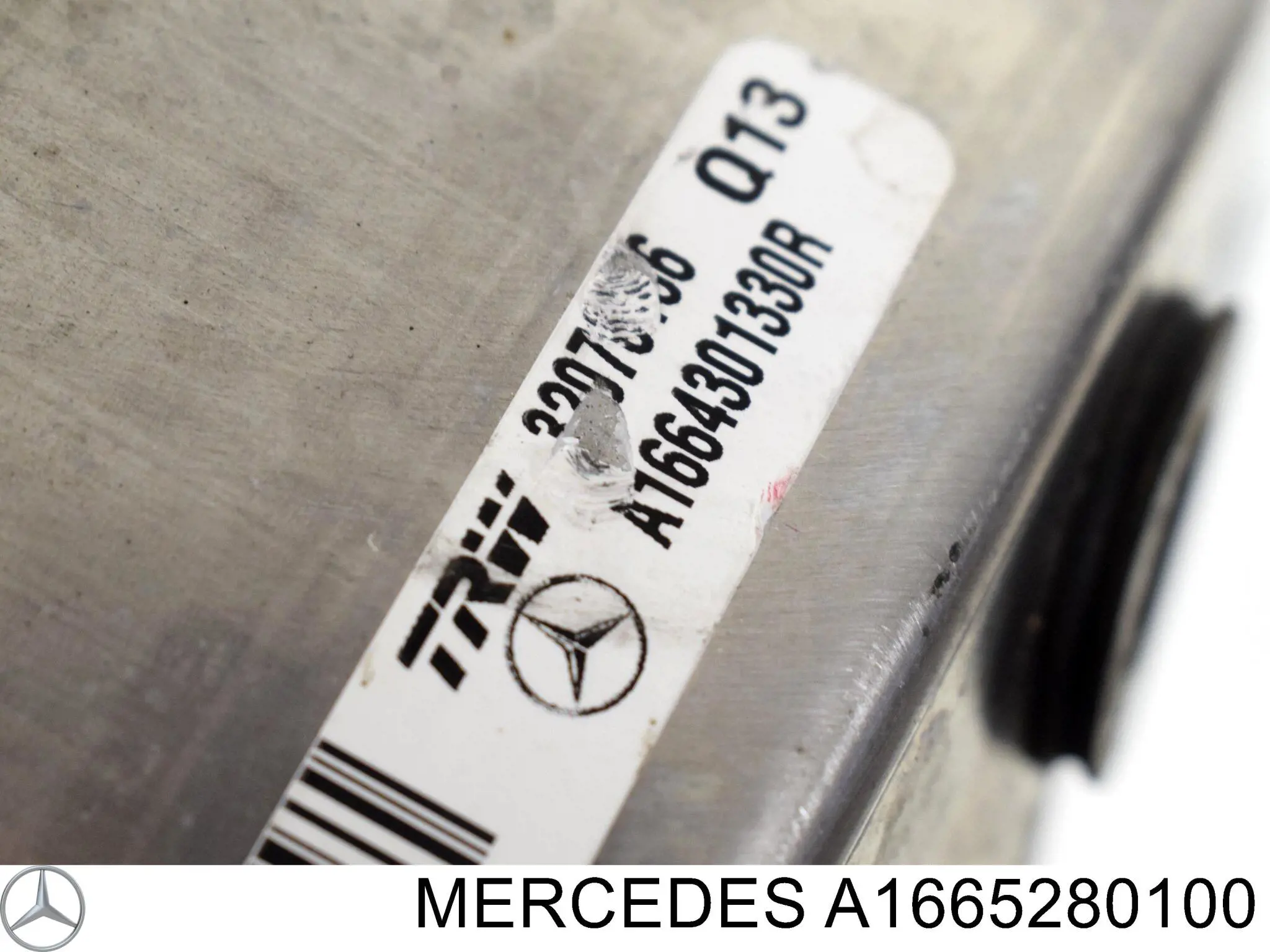 Шланг интеркуллера Mercedes A1665280100