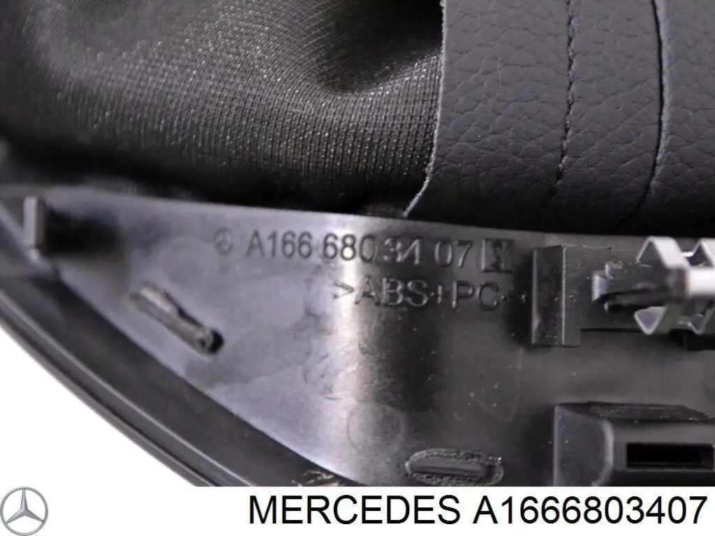  1666803407 Mercedes