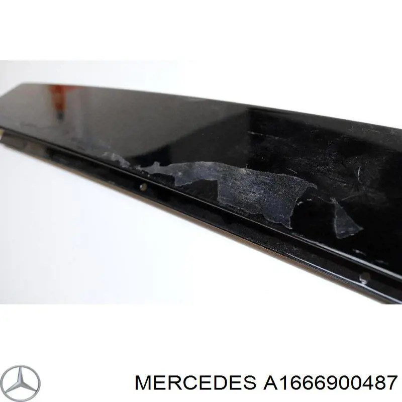 Накладка двери задней правой вертикальная Mercedes 1666900487 цена, от 12.67 USD