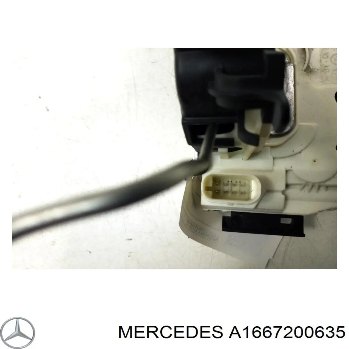 Дверной замок передний правый Mercedes A1667200635 цена, от 29.11 USD