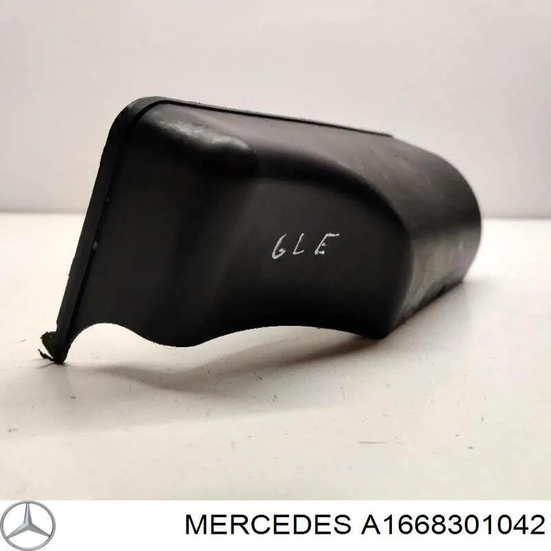  1668301042 Mercedes