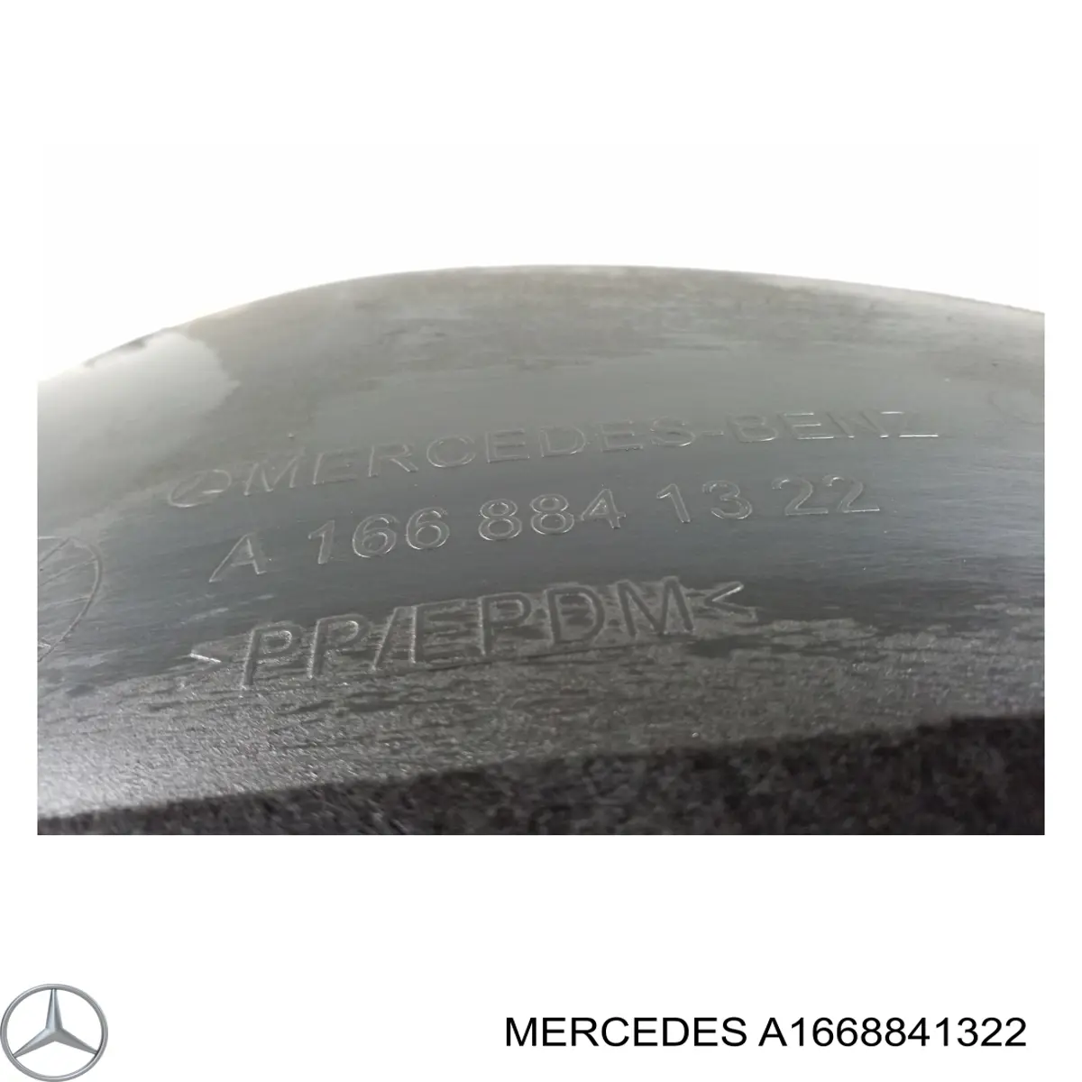 A1668841322 Mercedes Подкрылок крыла заднего левый