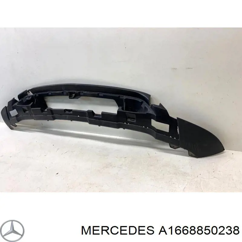 A1668850238 Mercedes 