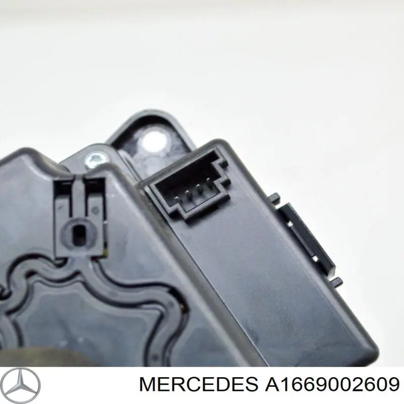  Mercedes A1669002609