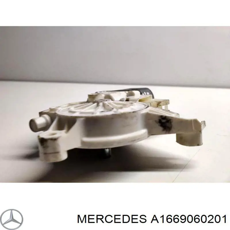 Мотор стеклоподъемника водительской двери Mercedes 1669060201 цена, от 10.14 USD