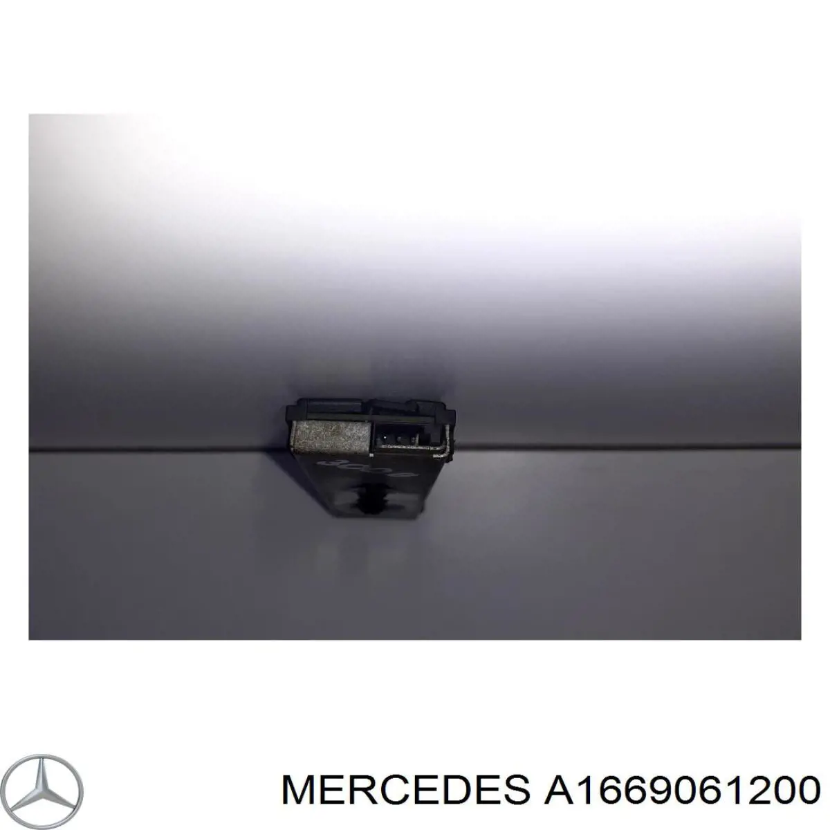 1669061200 Mercedes 