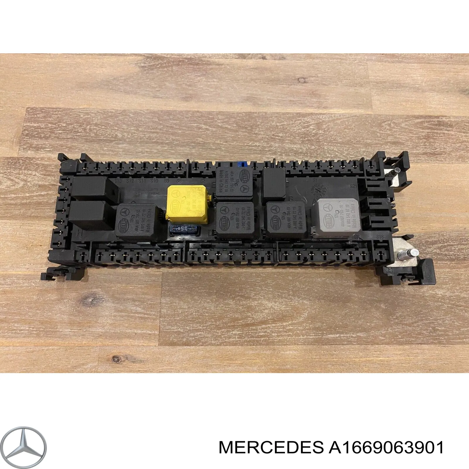 Купить 1669063901 Mercedes Монжатный блок реле