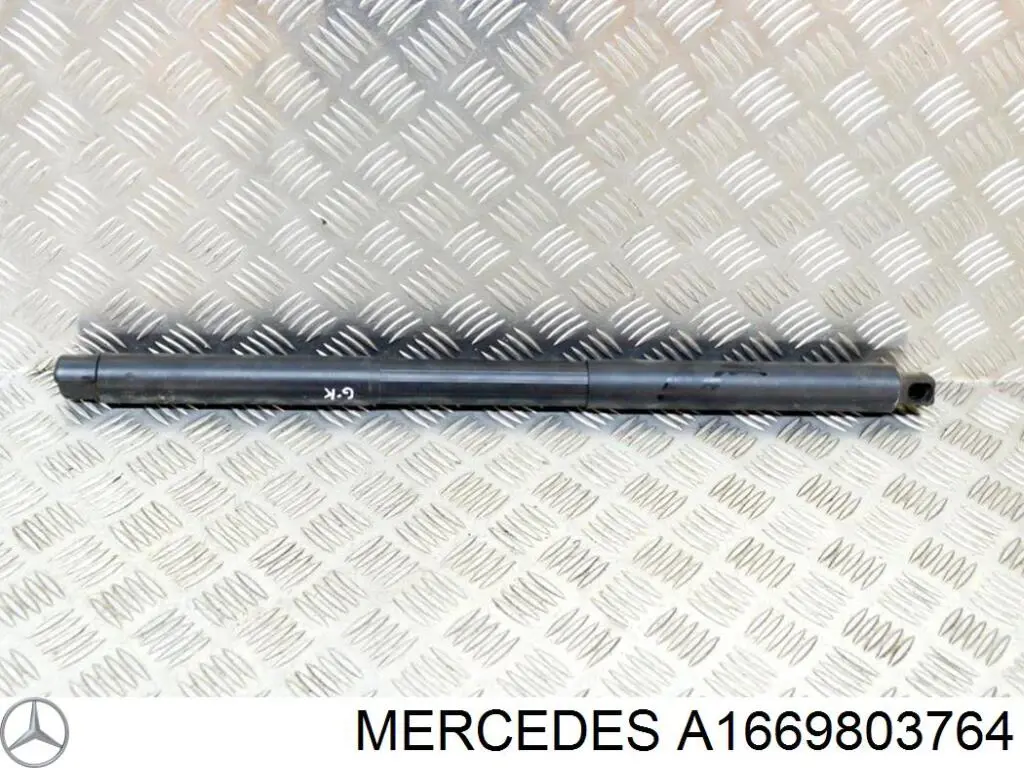  1669803764 Mercedes