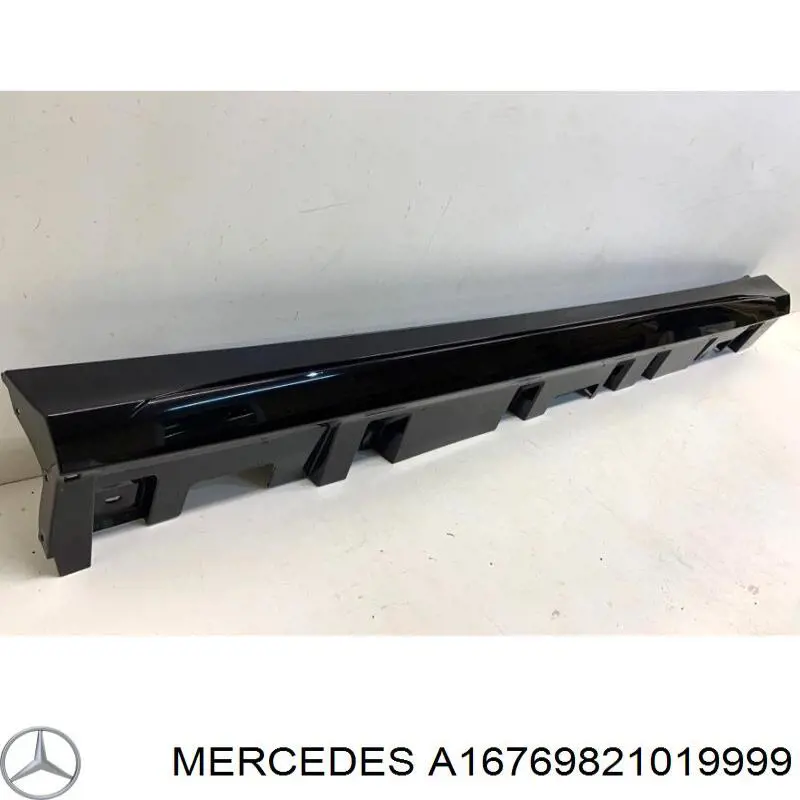  1676982101 Mercedes