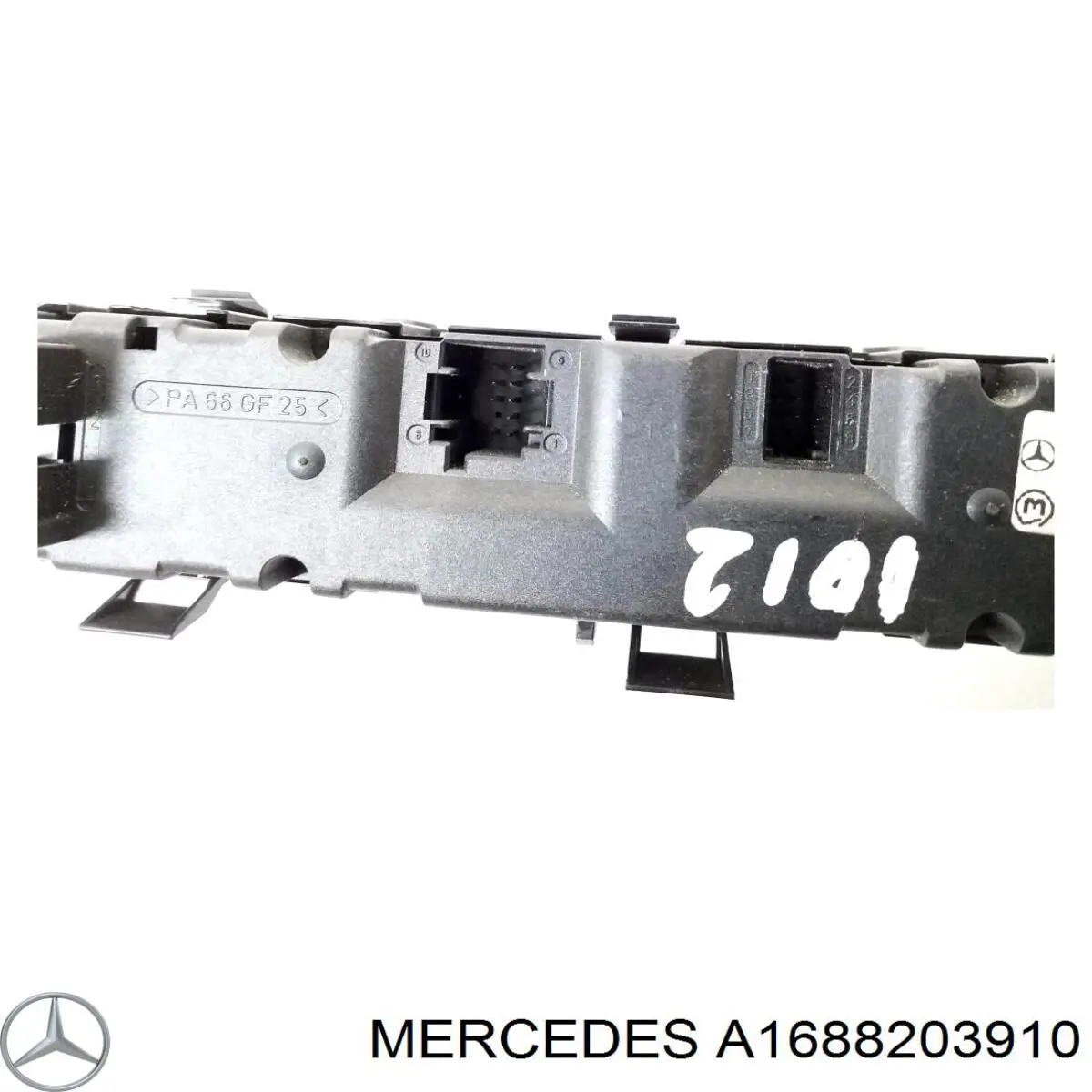 Купить A16882039107C45 Mercedes Кнопочный блок управления стеклоподъемником центральной консоли