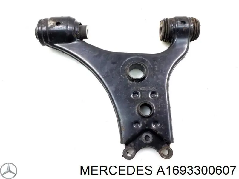 Правый рычаг передней нижней подвески Mercedes A1693300607 цена, от 41.73 USD