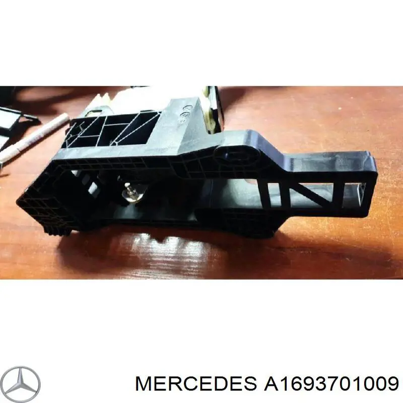 A1693701009 Mercedes 