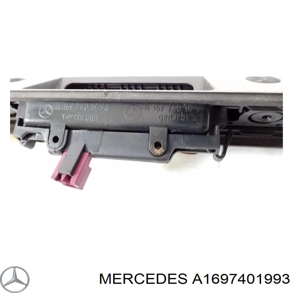 Кнопка привода замка третей/пятой двери Mercedes 1697401993 цена, от 75.82 USD
