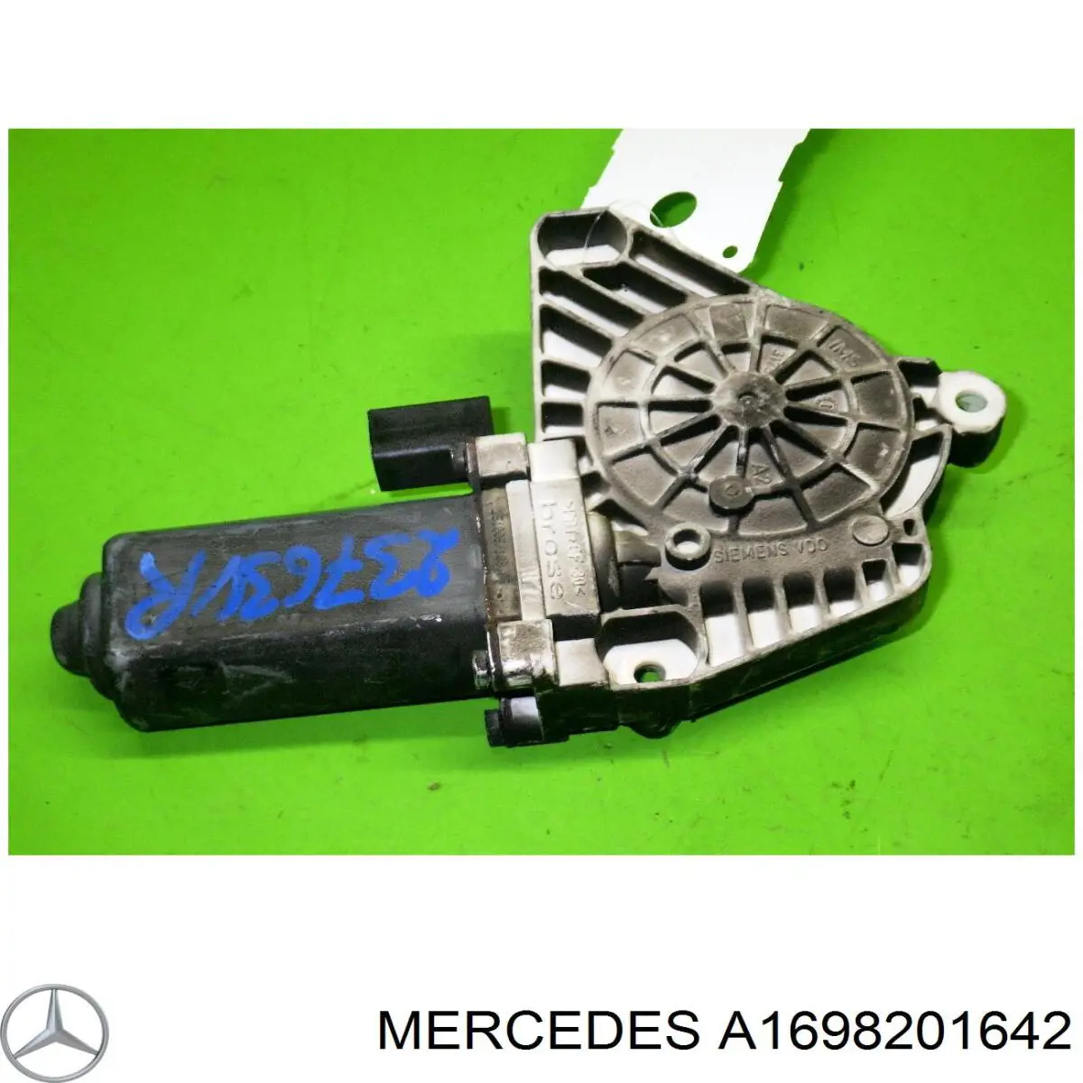 Купить A1698201642 Mercedes Мотор стеклоподъемника двери передней правой