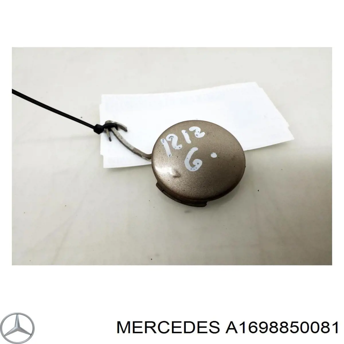 A16988500819999 Mercedes заглушка бампера буксировочного крюка передняя