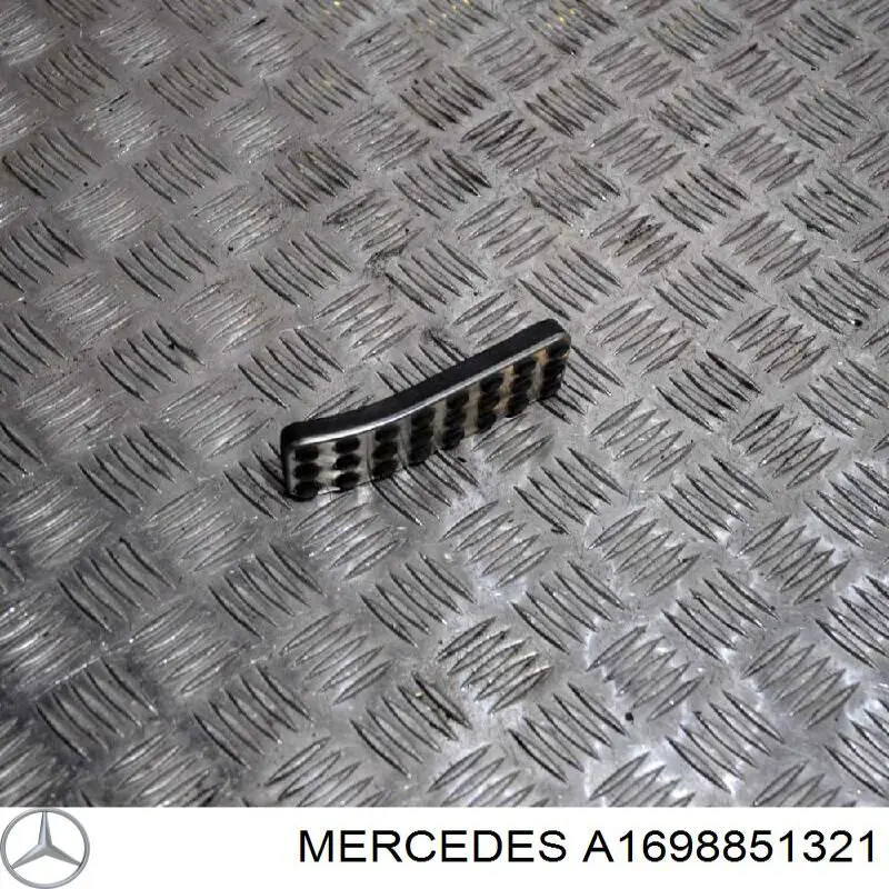 A1698851321 Mercedes 