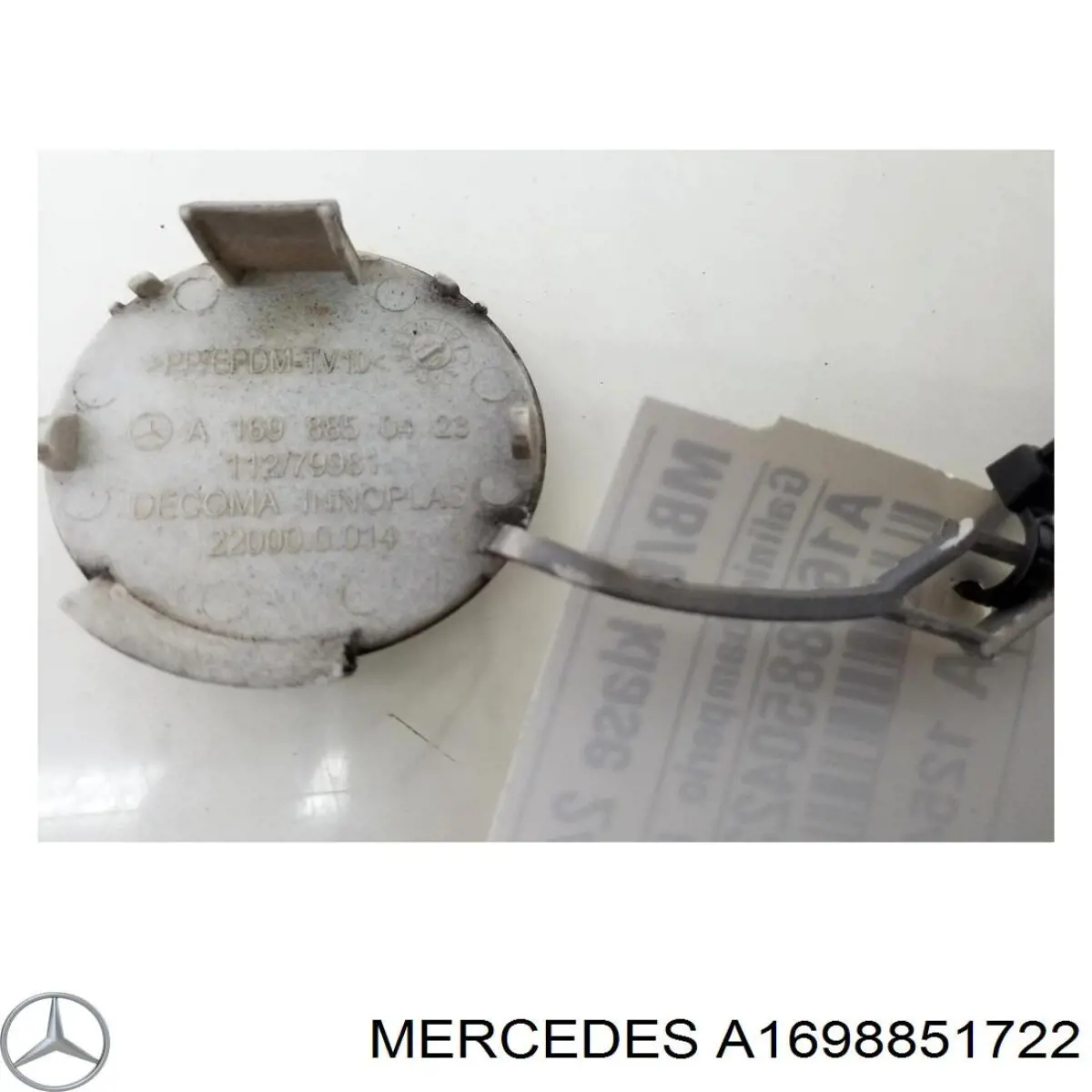 A1698851722 Mercedes Заглушка бампера буксировочного крюка задняя