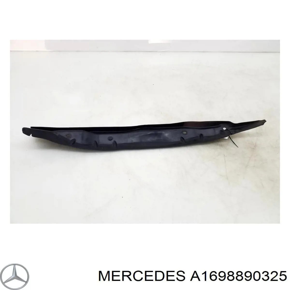 1698890325 Mercedes 