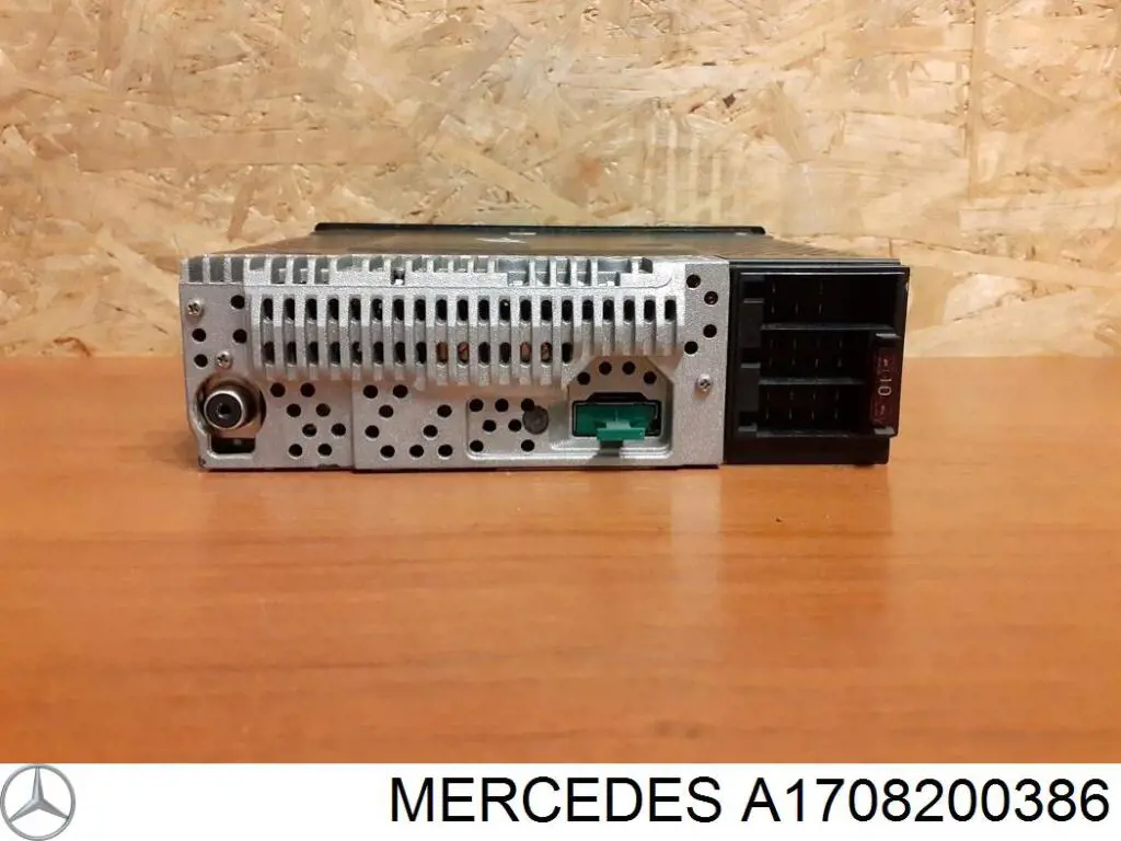 Магнитола (радио AM/FM) Mercedes A170820038680 цена, от 12.67 USD