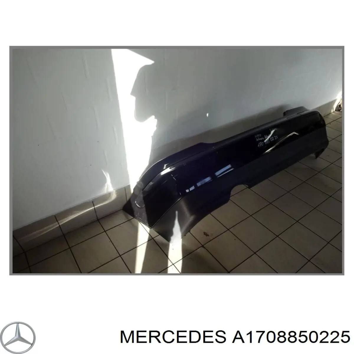 Нижняя часть заднего бампера A1708850225 Mercedes