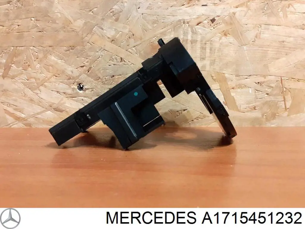Купить 1715451432 Mercedes Датчик руля