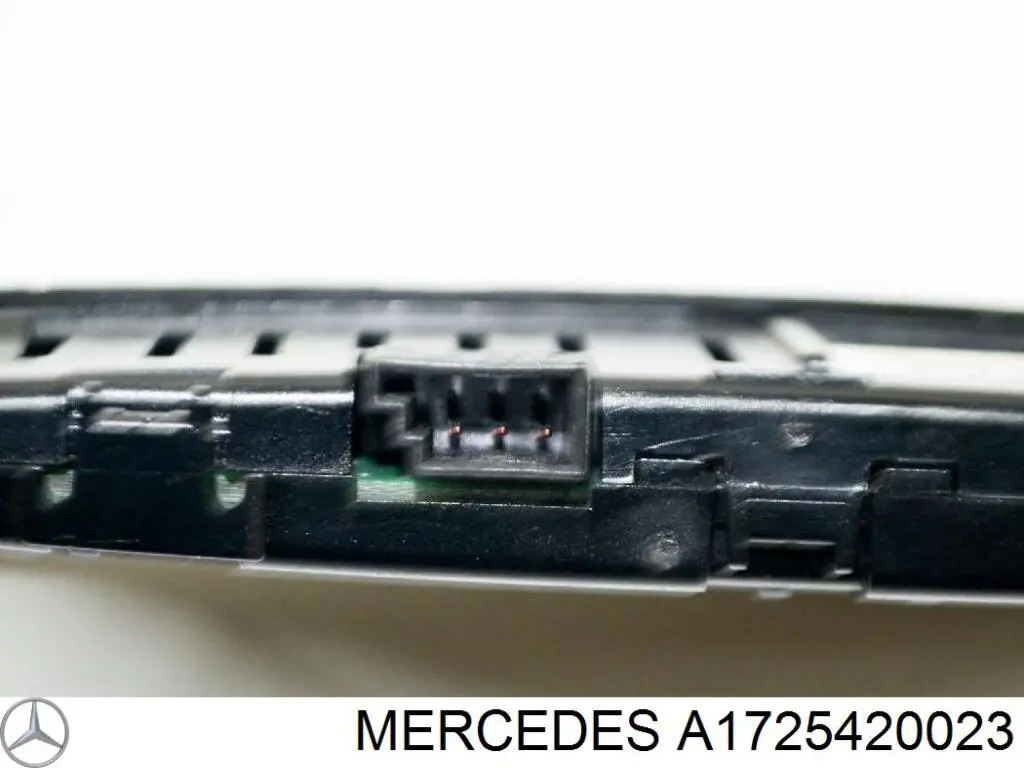 Дисплей парктроника Mercedes A172542002364