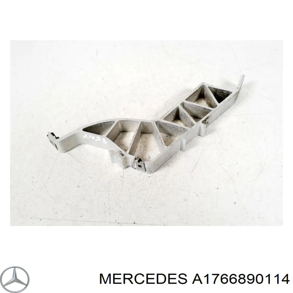 A1766890114 Mercedes 