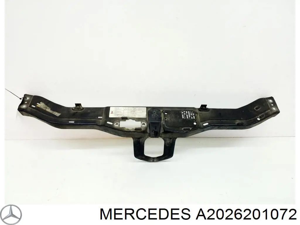A2026201072 Mercedes суппорт радиатора верхний (монтажная панель крепления фар)