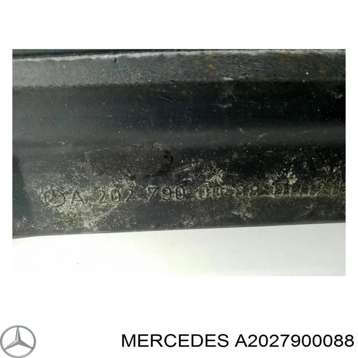 Спойлер крышки багажника Mercedes 2027900088 цена, от 11.29 USD