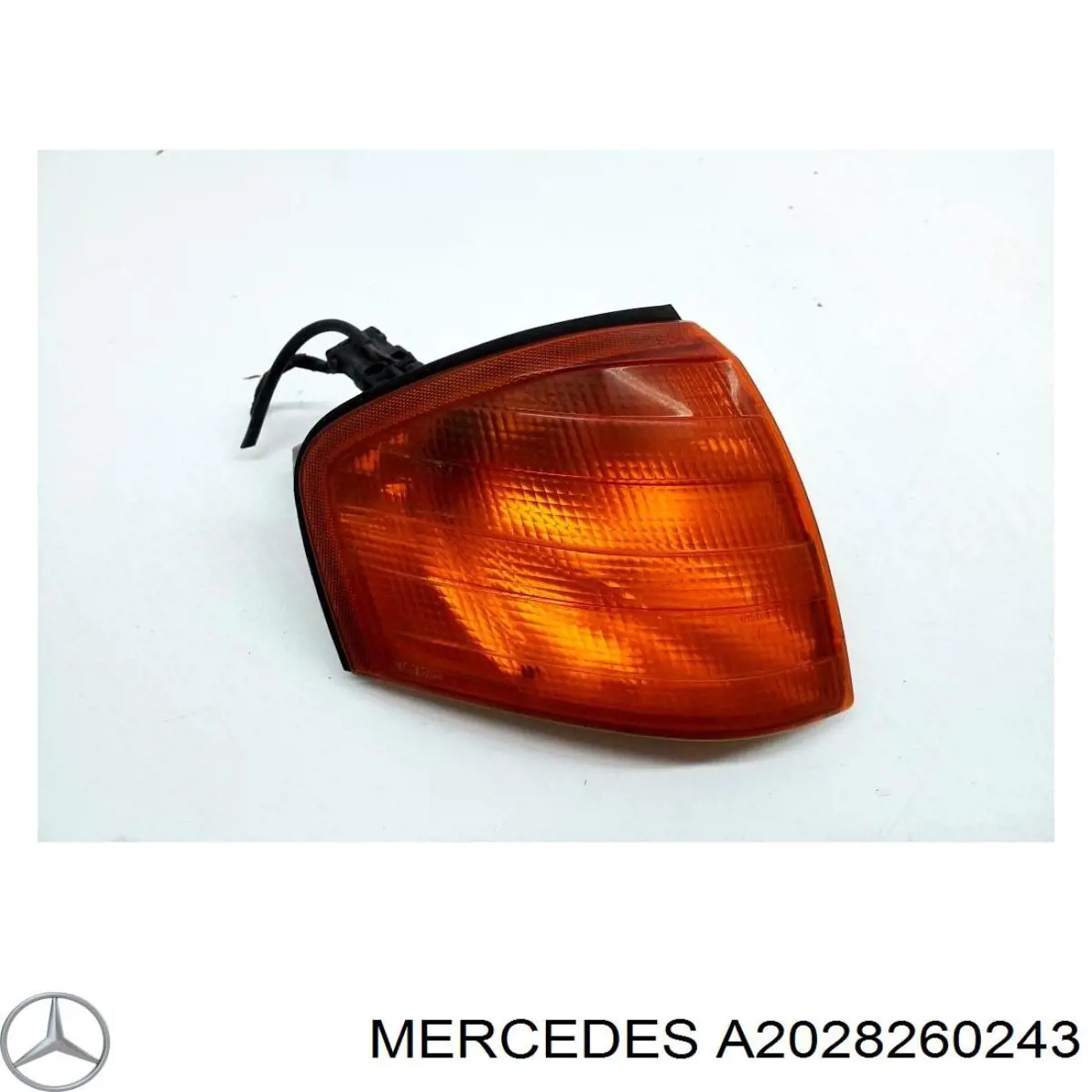 Указатель поворота правый Mercedes A2028260243