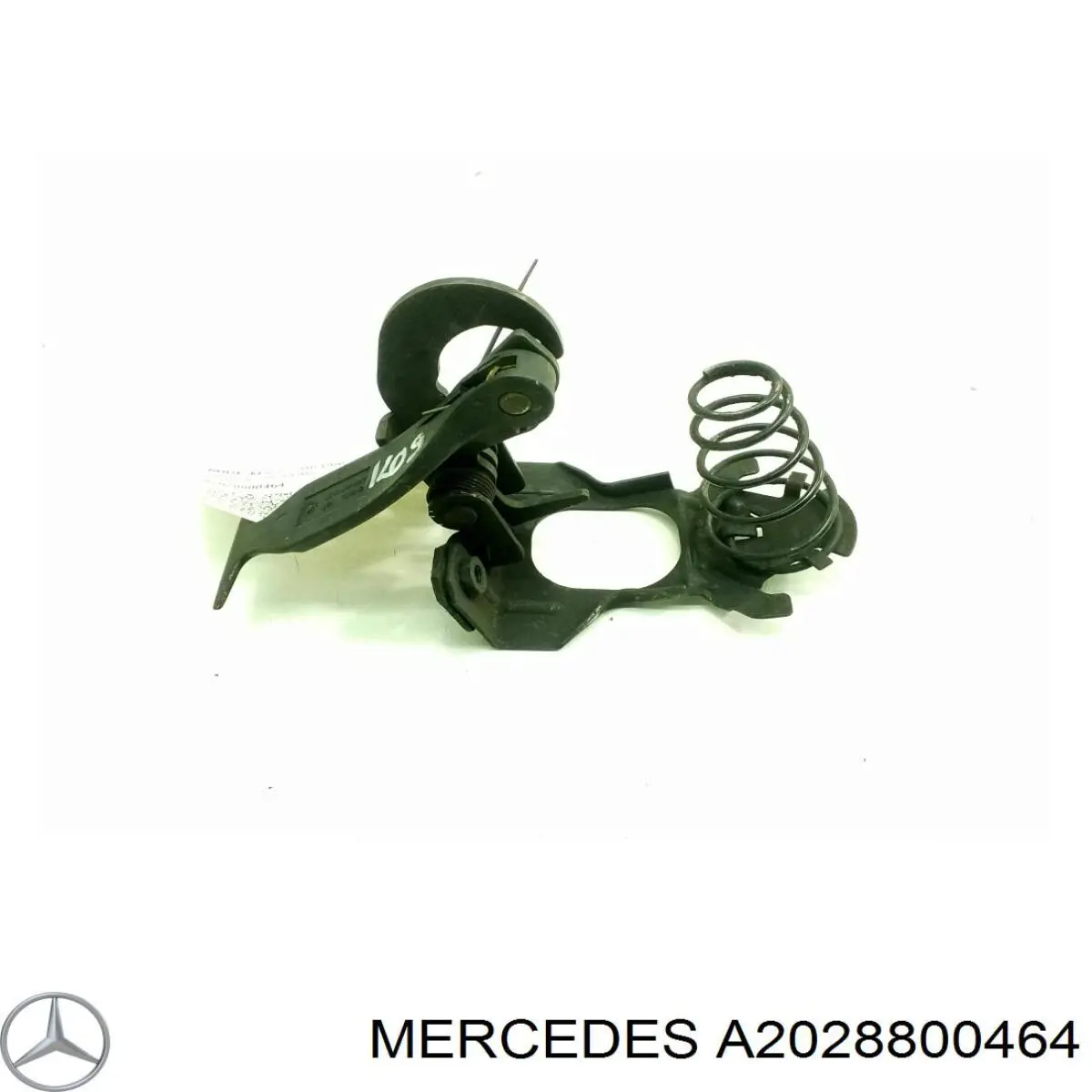 Навеска и упор капота на Mercedes C (S202)