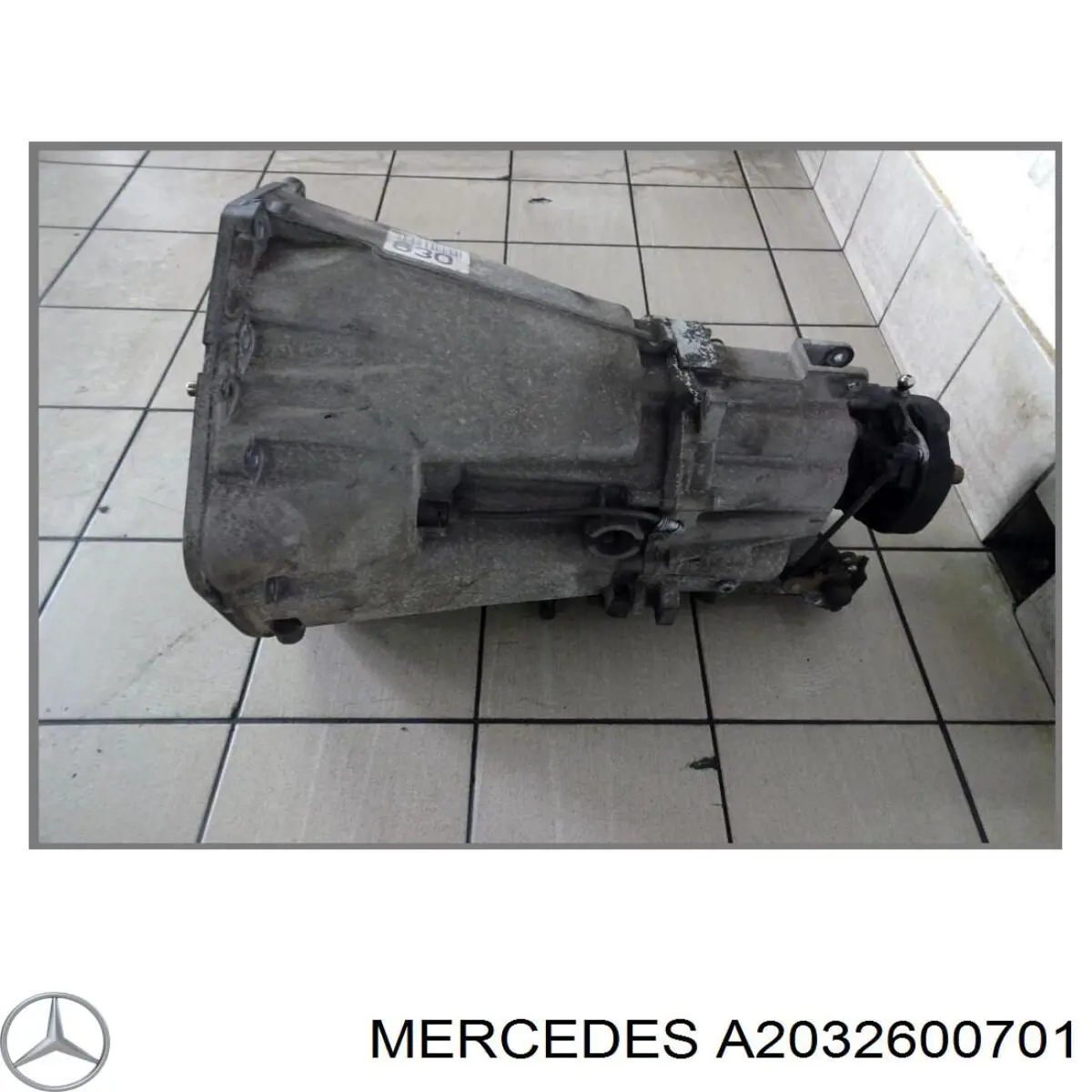 2032600701 Mercedes 