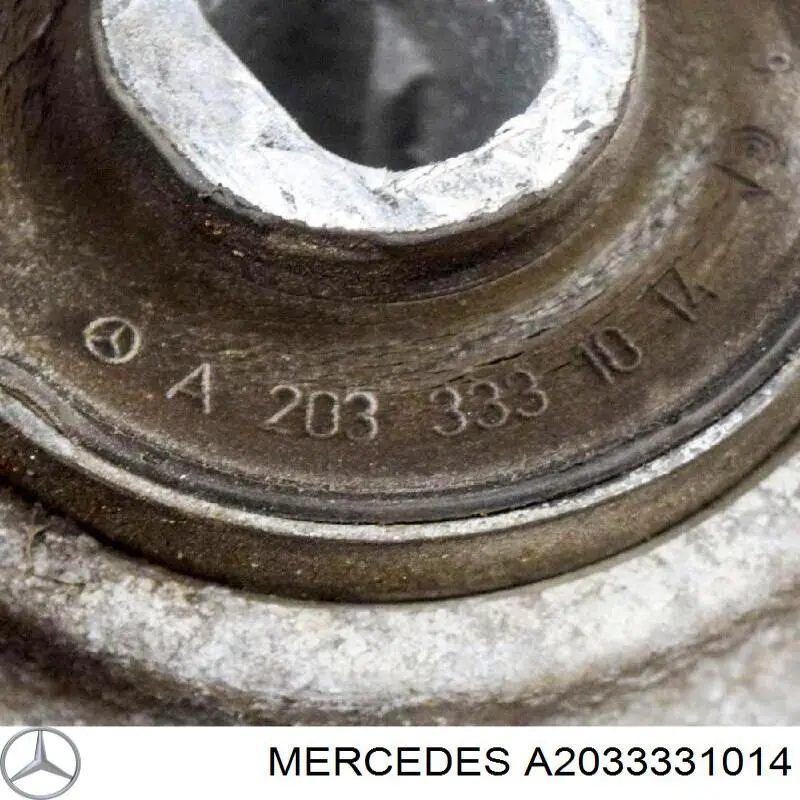 Сайлентблок верхнего рычага передней подвески Mercedes A2033331014 цена, от 19.66 USD