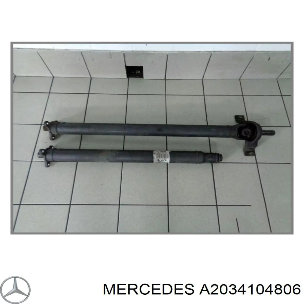 Карданный вал заднего моста на Mercedes C  W203