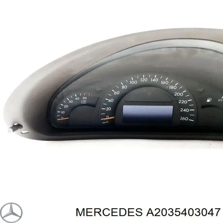 A2035403047 Mercedes приборная доска (щиток приборов)