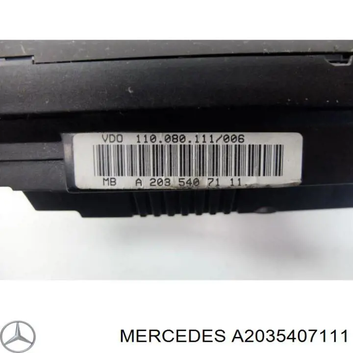 A2035407111 Mercedes приборная доска (щиток приборов)