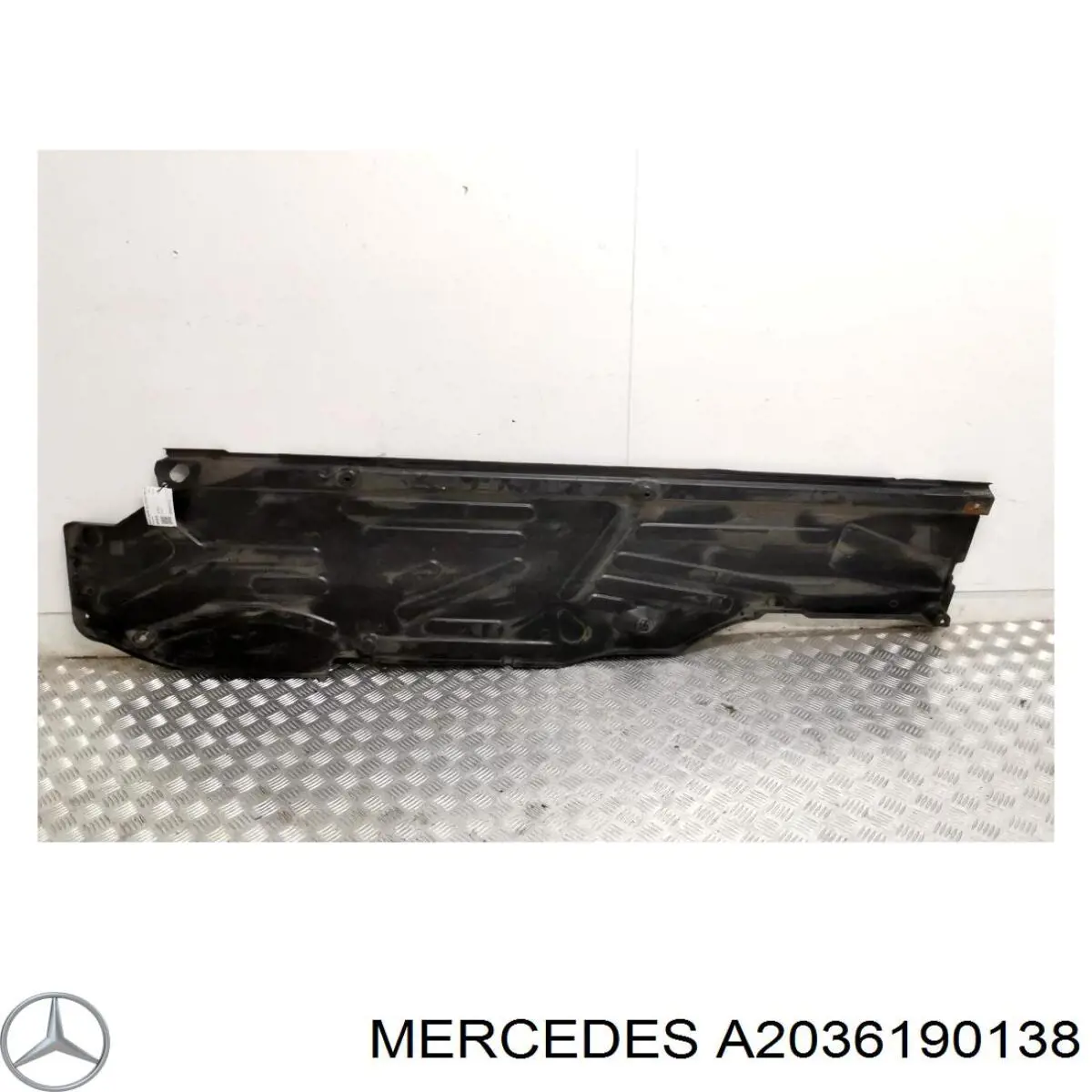 Защита днища левая A2036191138 Mercedes