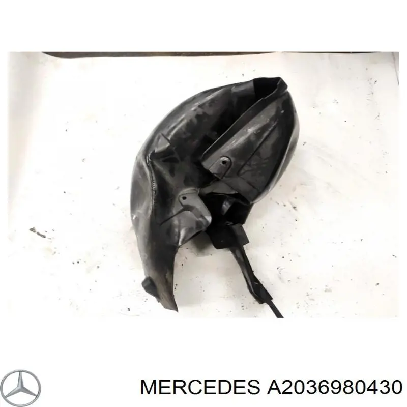 Guarda-barras do pára-lama traseiro direito para Mercedes C (W203)