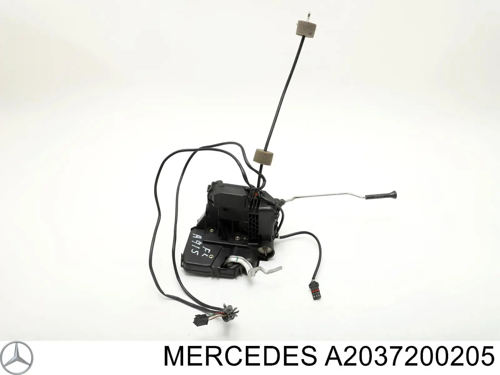 2037200205 Mercedes porta dianteira direita