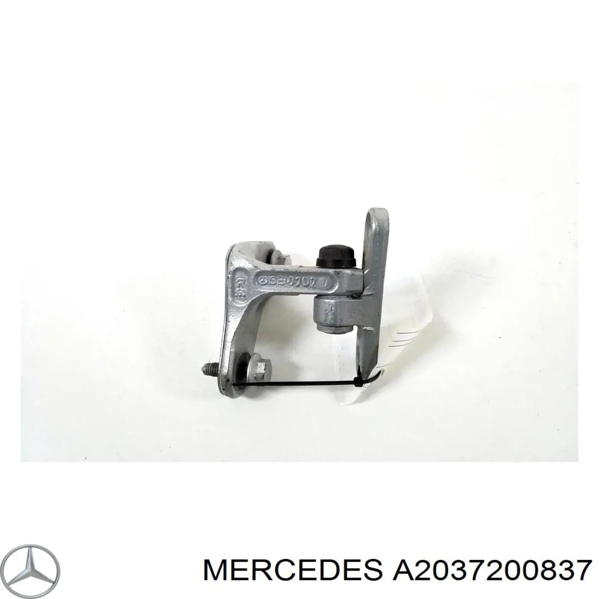 A2037200837 Mercedes петля двери передней правой