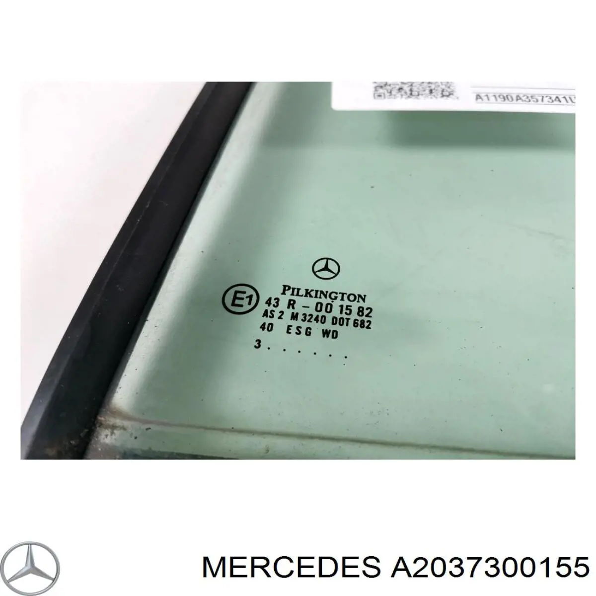 Стекло-форточка двери задней левой A2037300155 Mercedes