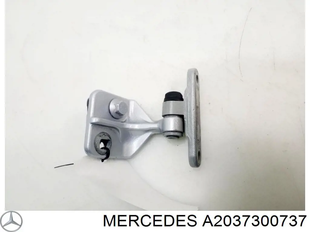 Купить A2037300737 Mercedes Завеса двери задней левой