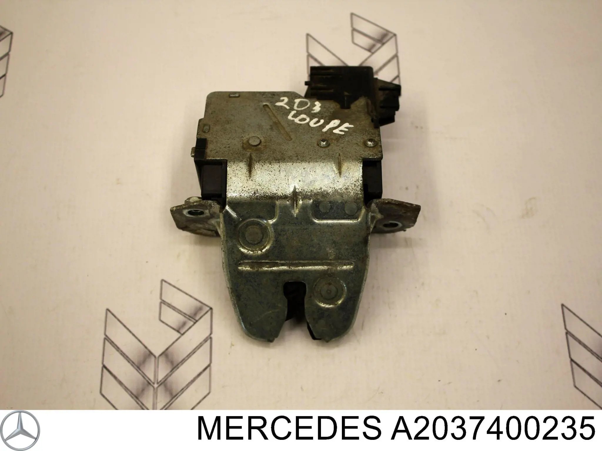 A2037400235 Mercedes 