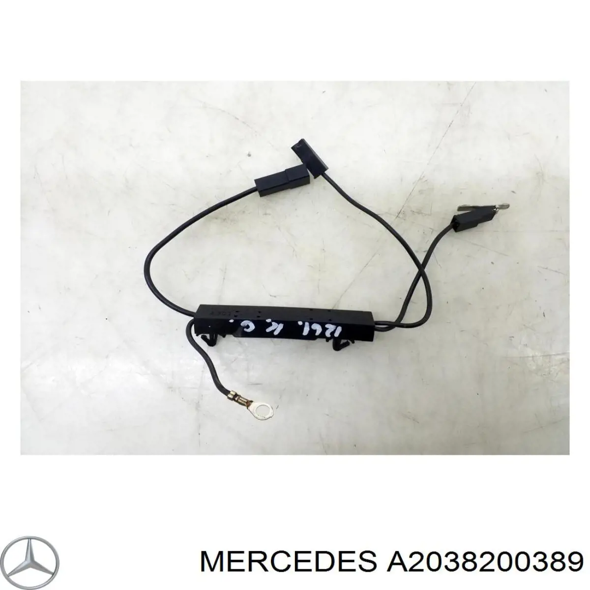 2038200389 Mercedes 