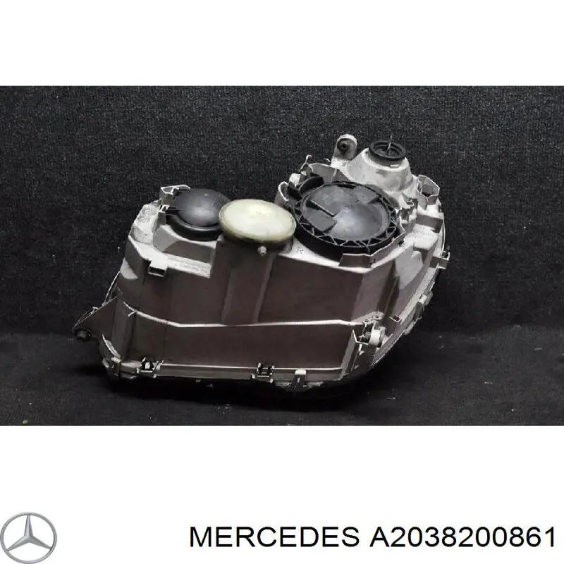 Фара правая A2038200861 Mercedes