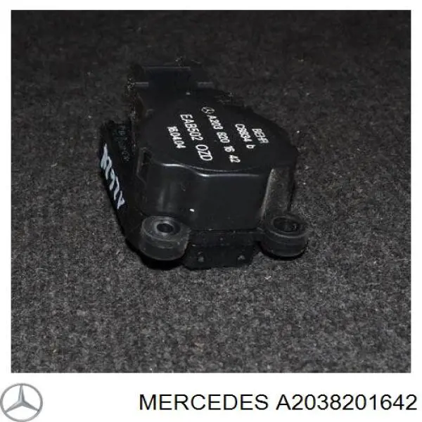 Acionamento de comporta de forno A2038201642 Mercedes